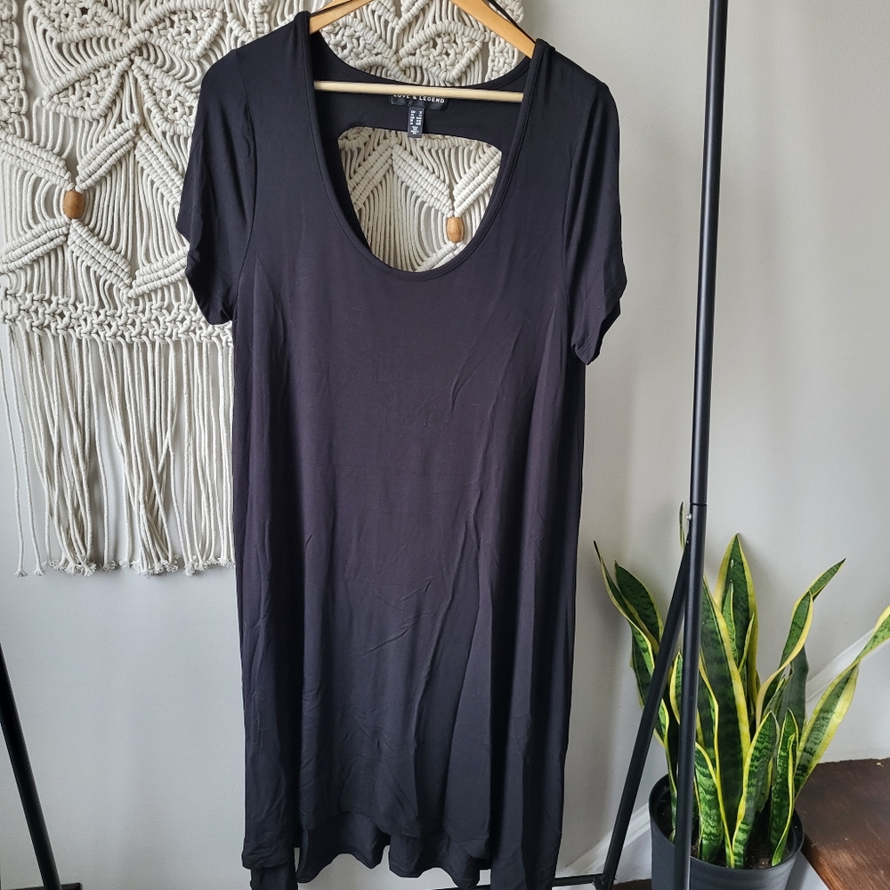Love & Legend black High-low Short Sleeve Lightweight Dress 1X